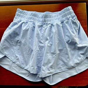 Lululemon like new shorts
